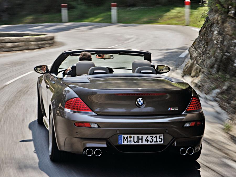  BMW M6 Convertible 2006 года  (фото 10 из 67)